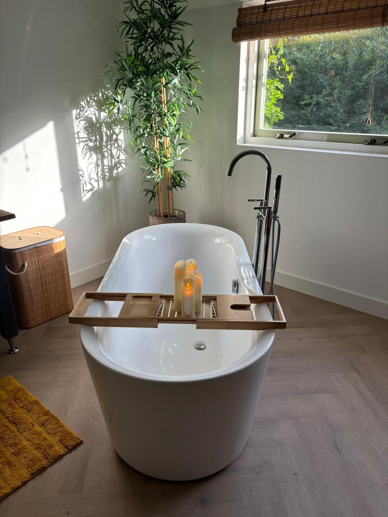Bamboe Suite Bentveld Met Ligbad En Gratis Parkeren Esterno foto